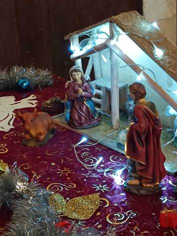 Une image contenant int�rieur, No�l, sapin

Le contenu g�n�r� par l�IA peut �tre incorrect.