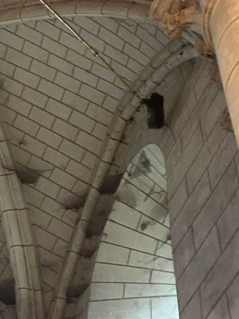 Une image contenant b�timent, toit, arche, int�rieur

Le contenu g�n�r� par l�IA peut �tre incorrect.