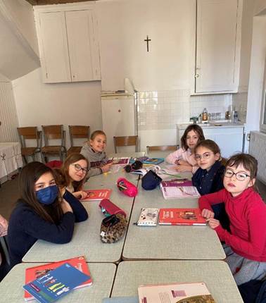 Equipe caté de Neuillé