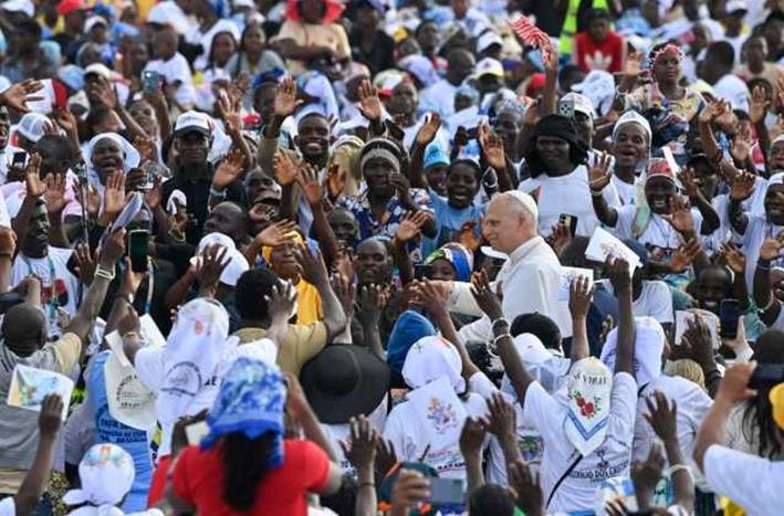 Au sanctuaire de Muxima, le Pape exhorte � faire triompher l�amour