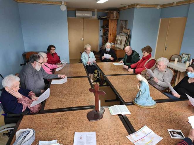 Vendredi 23 janvier, tr�s beau temps de pri�re et d��change � l�Ehpad de Semblan�ay !
